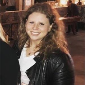 Meet your Posher, Stephanie